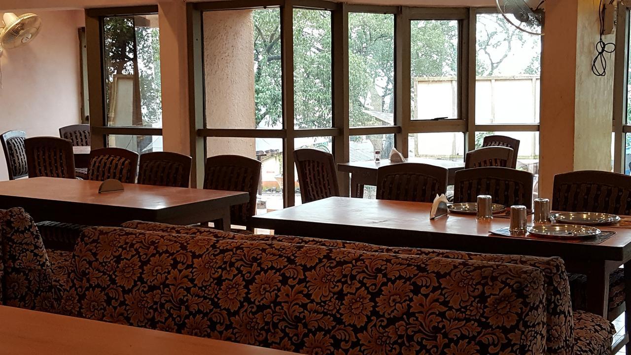 Matheran Retreat Екстериор снимка