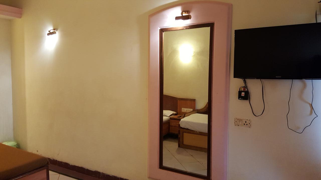 Matheran Retreat Екстериор снимка